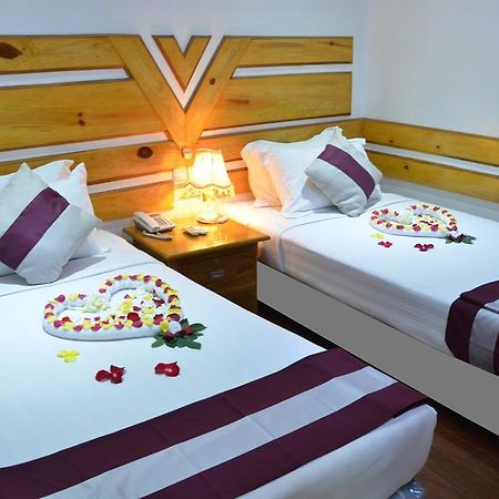 Myat Nan Taw Hotel Loi-kaw Exterior foto