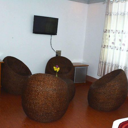 Myat Nan Taw Hotel Loi-kaw Exterior foto