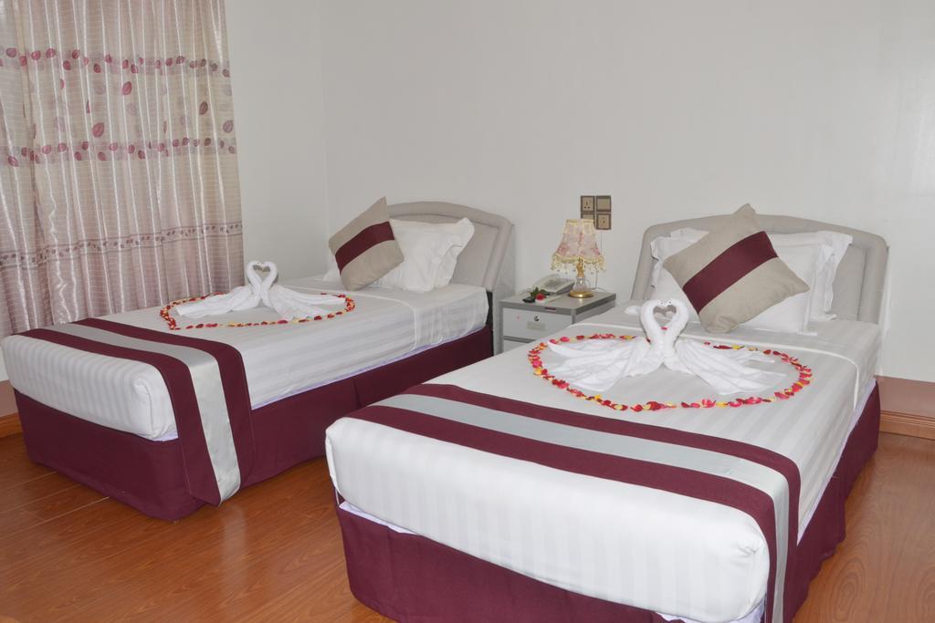 Myat Nan Taw Hotel Loi-kaw Exterior foto